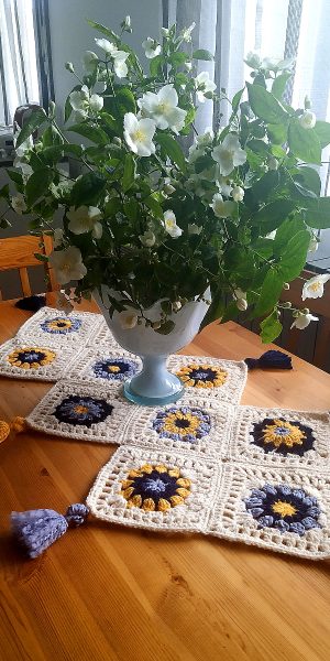 CrochetPatchworkMargaretTablemat18