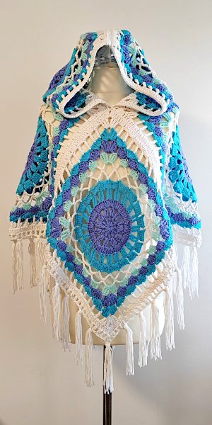 Poncho Mexicana crochet patchwork poncho with a hood pdf pattern