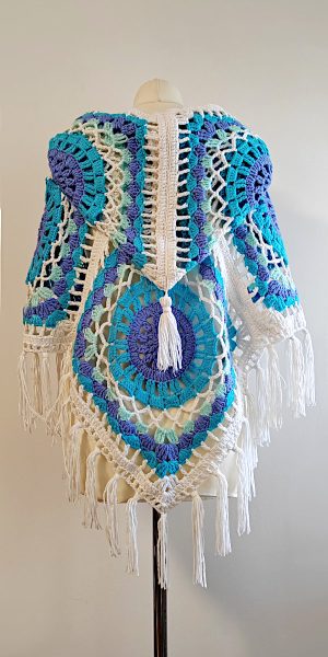 Poncho Mexicana crochet patchwork poncho with a hood pdf pattern